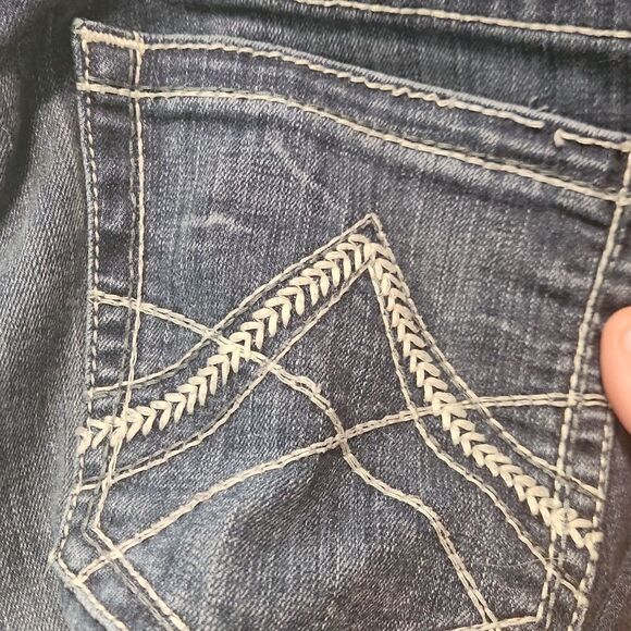 Ariat R.E.A.L. Mid Rise Stretch Icon Stackable Straight Leg Jeans sz 31 short - Picture 5 of 5